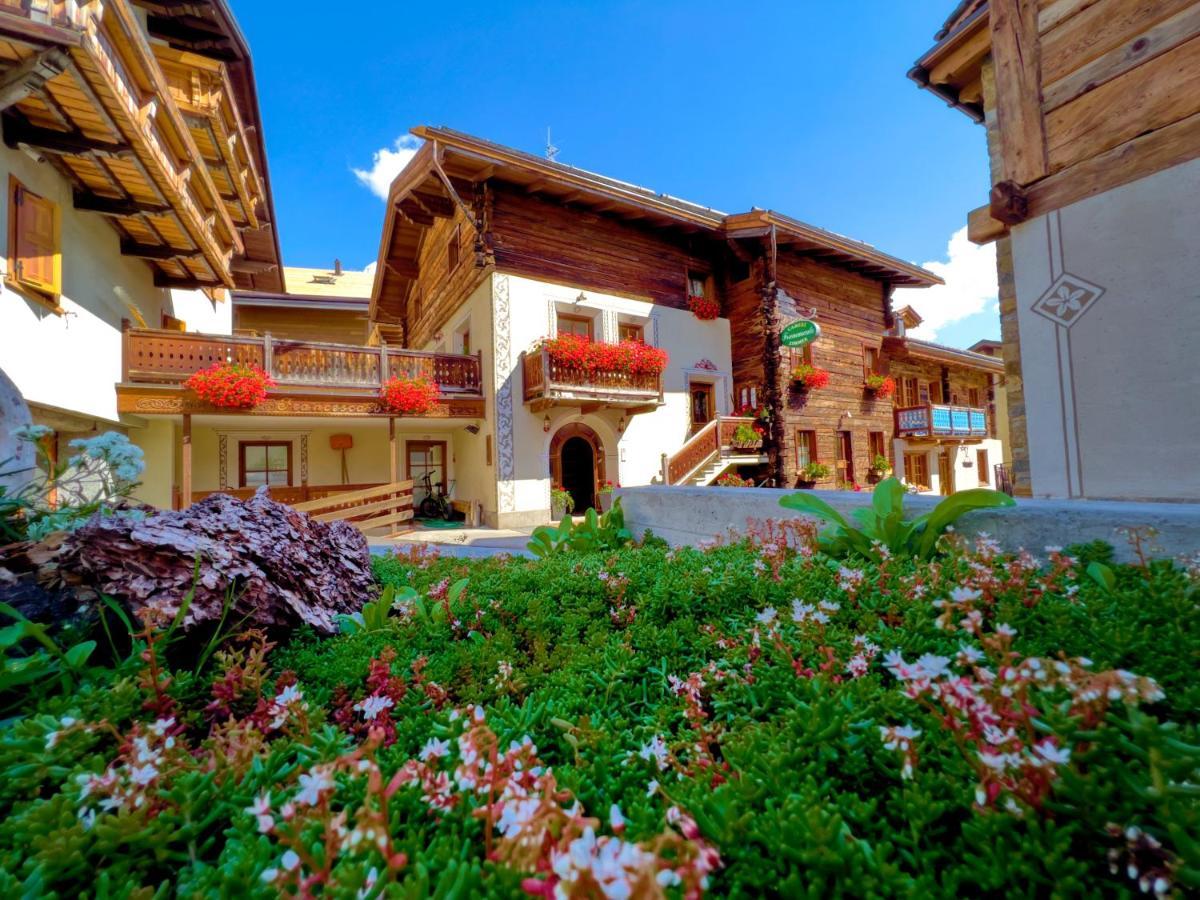 Garni Francescato Hotel Livigno Exterior photo