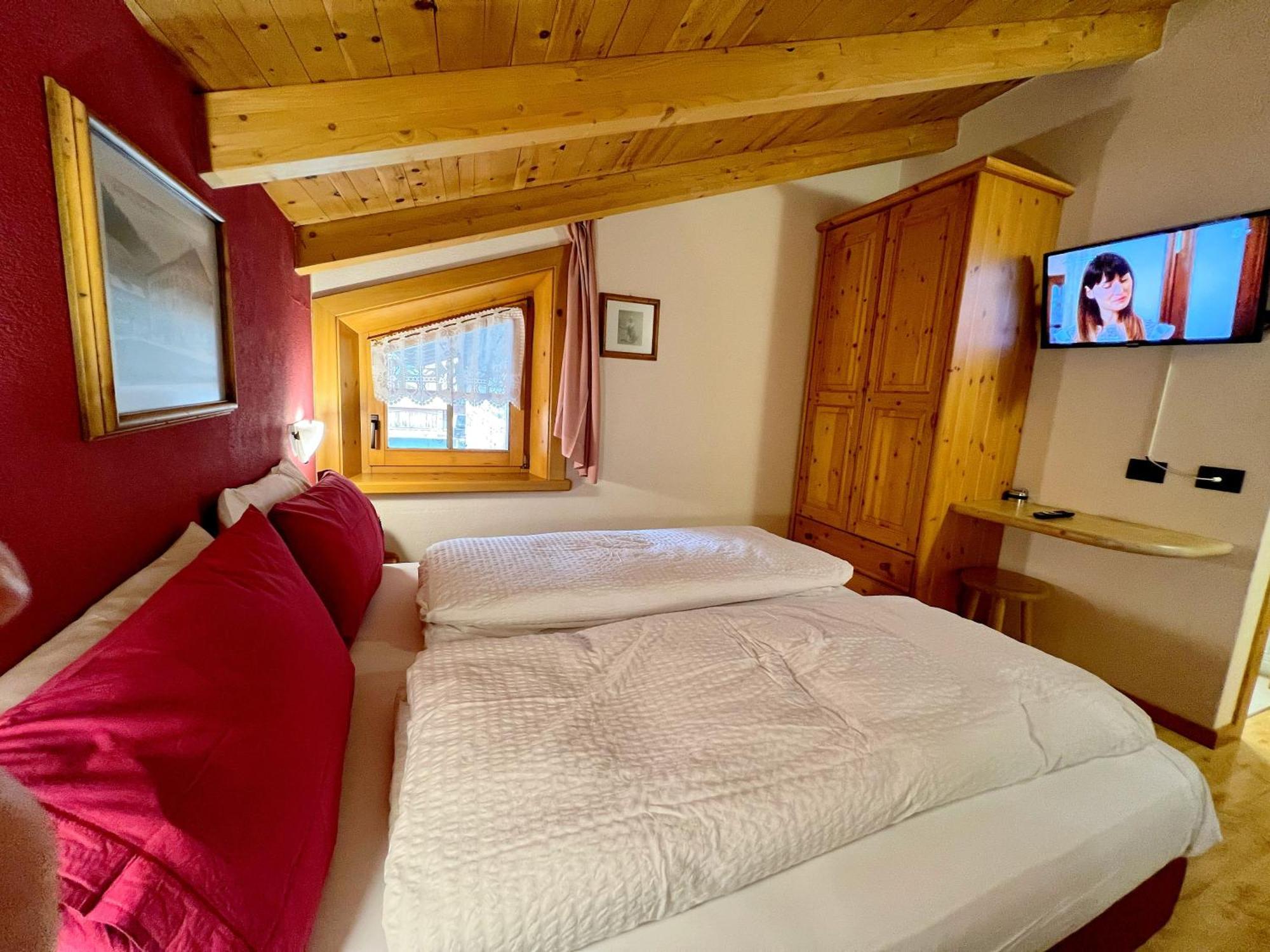Garni Francescato Hotel Livigno Exterior photo